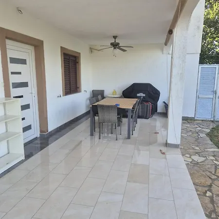 Pag House * Pag Town