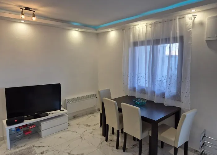 بيت للعطل Pag House باغ