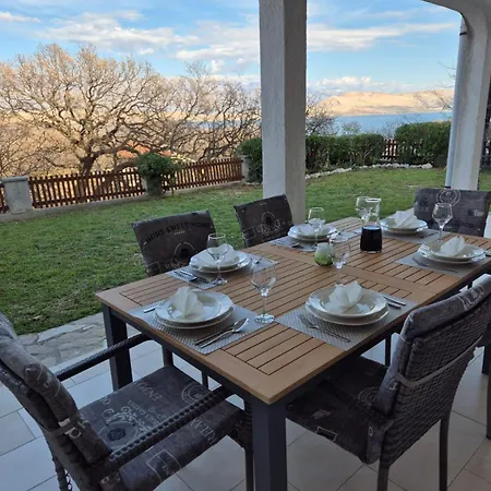Holiday home Pag House *