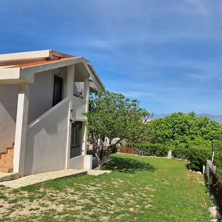 Holiday home Pag House *
