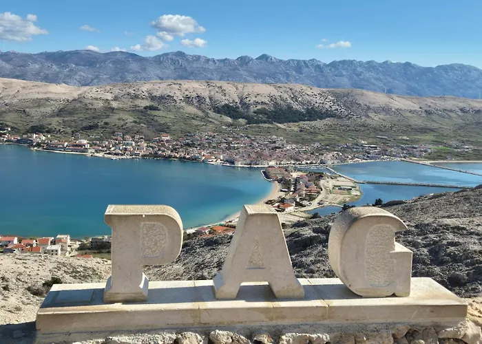 Pag House * Pag Town