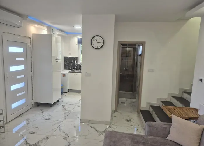 Pag House Паг